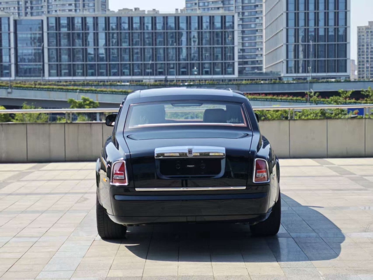 2014年2月勞斯萊斯 幻影  2013款 6.7L 加長版EWB