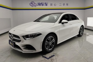 奔馳A級(jí) 奔馳 改款 A 180 L 運(yùn)動(dòng)轎車