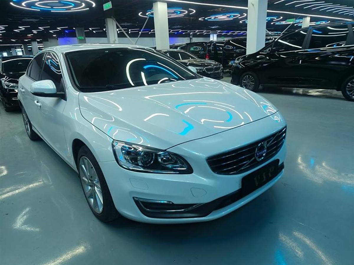 沃爾沃 S60  2015款 L 2.0T 智遠(yuǎn)版圖片