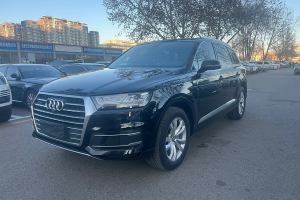 奥迪Q7 奥迪 45 TFSI 舒适型