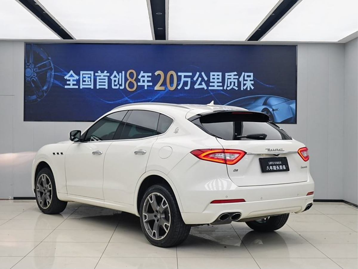 瑪莎拉蒂 Levante  2018款 3.0T 經(jīng)典版圖片