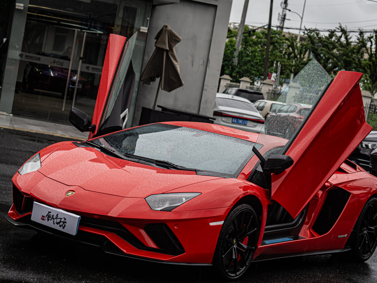 蘭博基尼 Aventador  2017款 Aventador S圖片