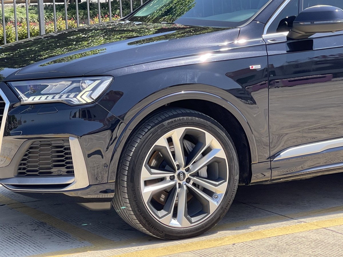 2020年7月奧迪 奧迪Q7  2023款 55 TFSI quattro S line運動型