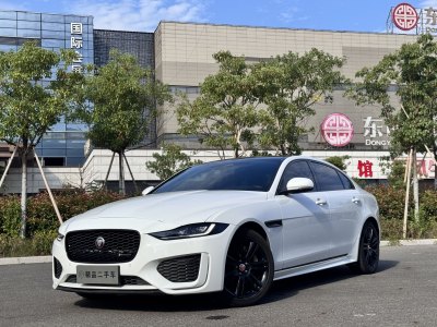 2022年1月 捷豹 XEL 2.0T 250PS 曜黑運(yùn)動(dòng)版圖片