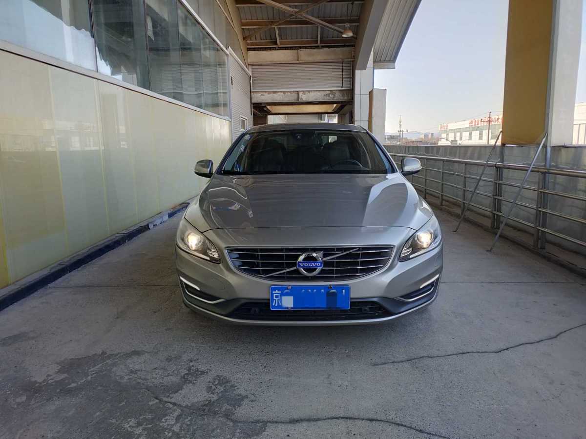 沃爾沃 S60  2016款 S60L 2.0T T5 智馭版圖片