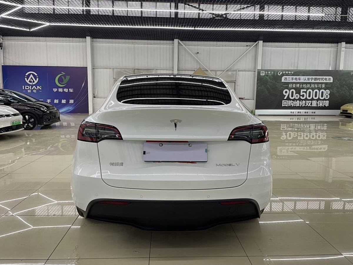 特斯拉 Model 3  2020款 改款 長(zhǎng)續(xù)航后輪驅(qū)動(dòng)版圖片