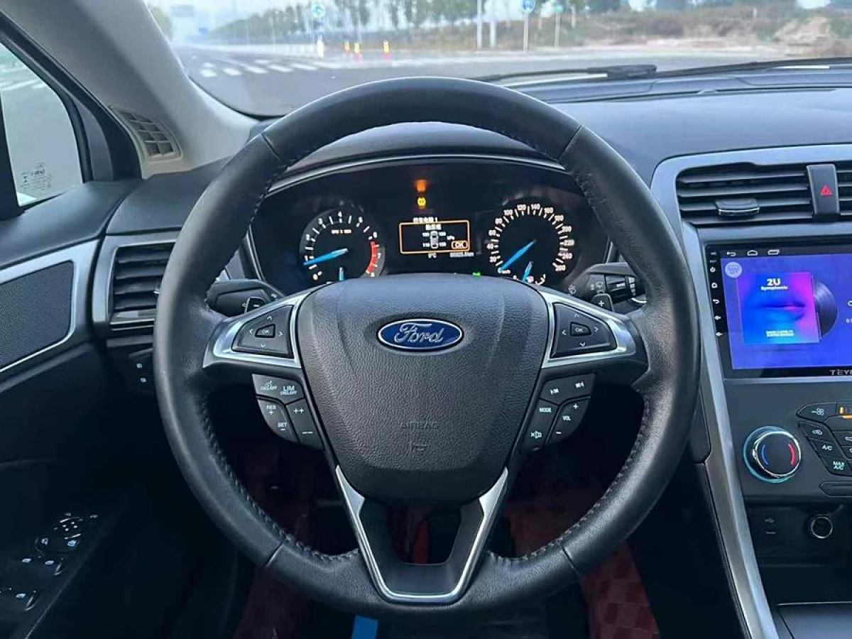 福特 蒙迪歐  2018款 EcoBoost 180 智控時(shí)尚型 國(guó)VI圖片