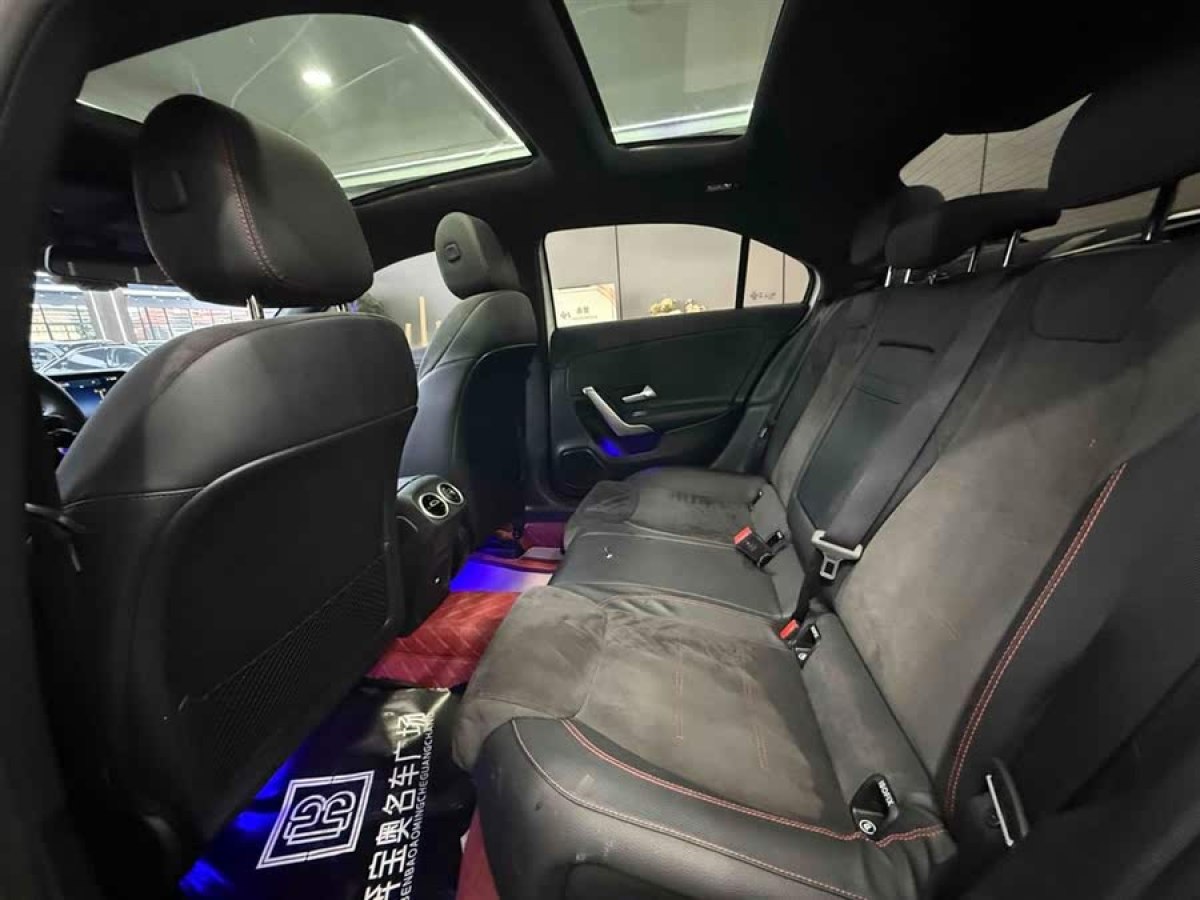 奔馳 奔馳A級  2024款 改款 A 200 L 時尚型圖片