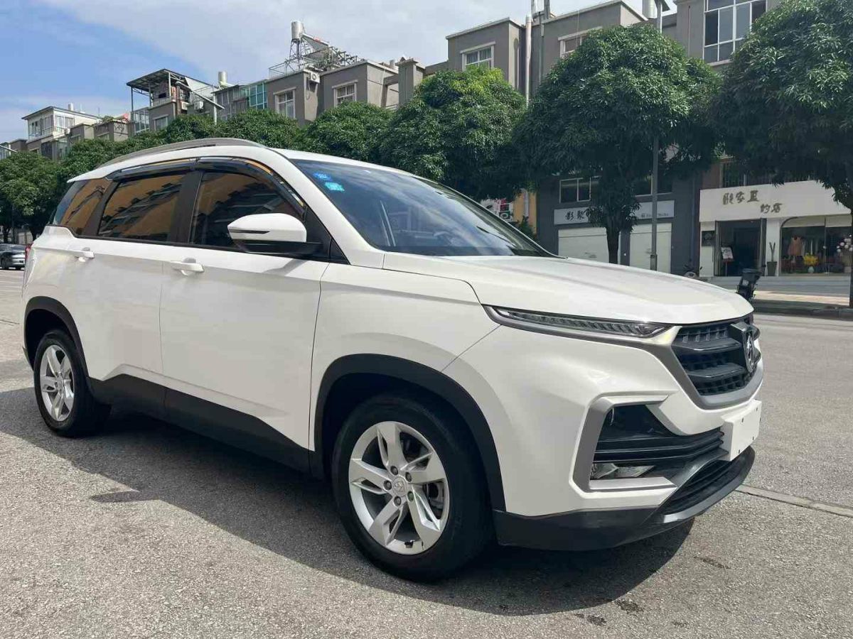 寶駿 530  2019款  1.5T CVT尊貴型 國VI圖片