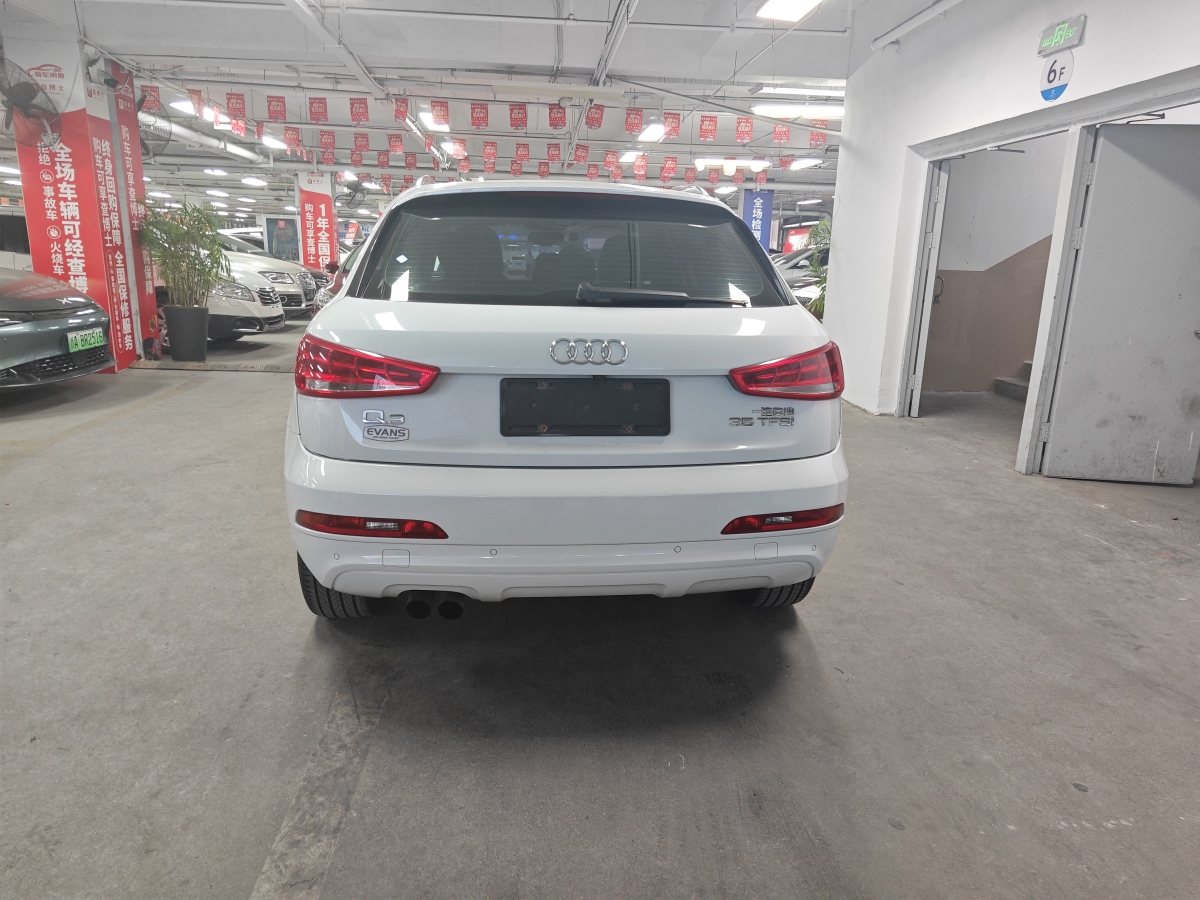 奧迪 奧迪Q3  2013款 35 TFSI 進(jìn)取型圖片