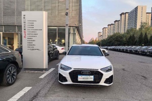 奥迪A4L 奥迪 40 TFSI 豪华动感型