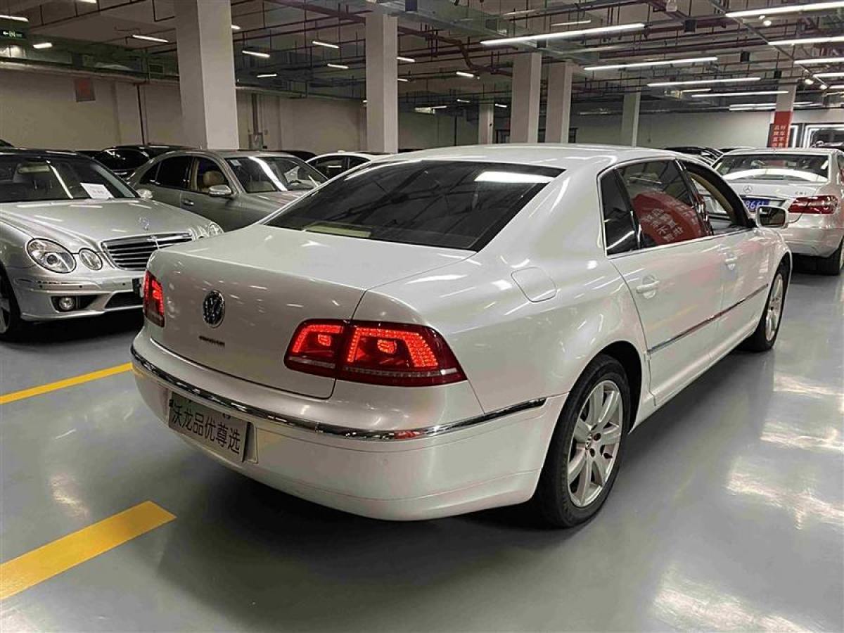 大眾 輝騰  2011款 3.6L V6 5座加長(zhǎng)商務(wù)版圖片