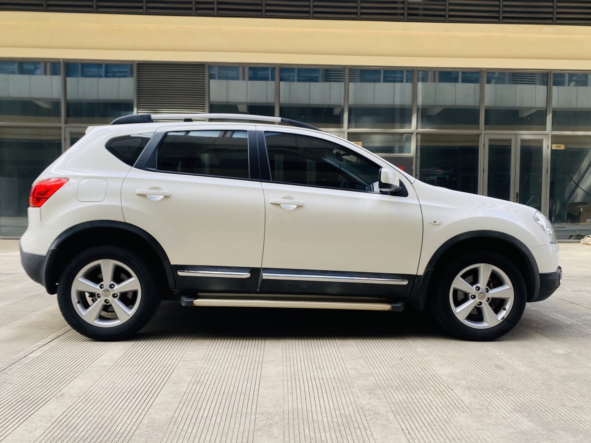 日產(chǎn) 逍客  2015款 2.0XL 酷火 CVT 2WD圖片