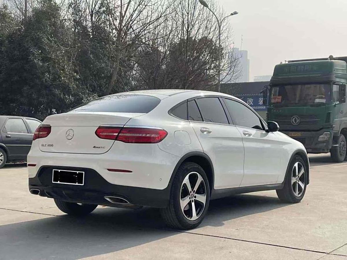 奔馳 奔馳GLC  2022款 改款 GLC 300 4MATIC 轎跑SUV圖片