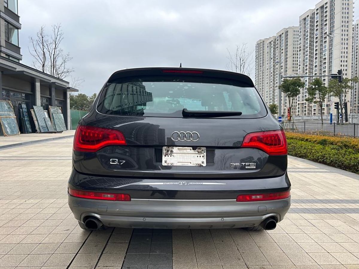 奧迪 奧迪Q7  2013款 35 TFSI 專享型圖片