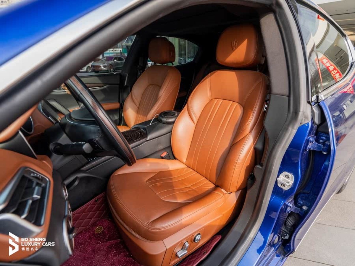 瑪莎拉蒂 Ghibli  2019款 3.0T 350Hp 標(biāo)準(zhǔn)版 國VI圖片