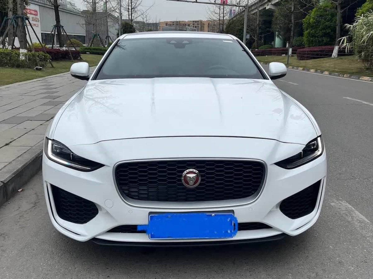 捷豹 XEL  2020款 2.0T 200PS R-DYNAMIC S進取運動版圖片