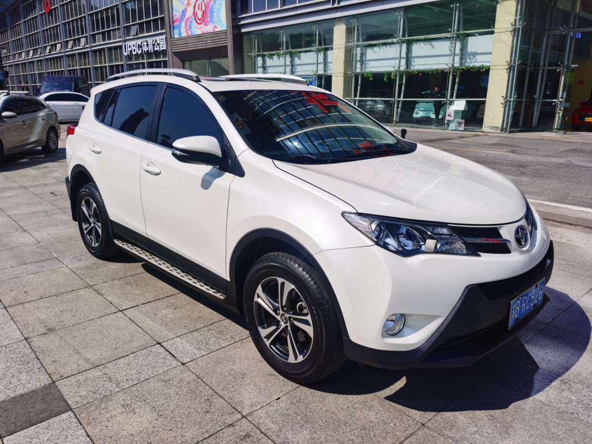 2015年12月豐田 RAV4  2015款 2.0L CVT風(fēng)尚版