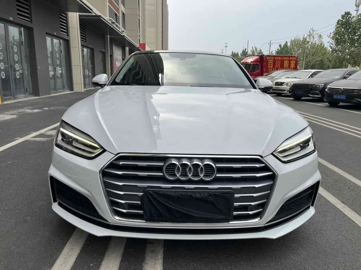 奧迪 奧迪A5  2017款 Coupe 40 TFSI 時(shí)尚型圖片