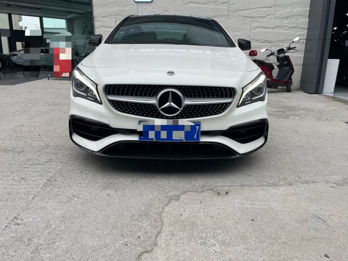 奔馳 奔馳CLA級  2018款 CLA 200 時尚型圖片
