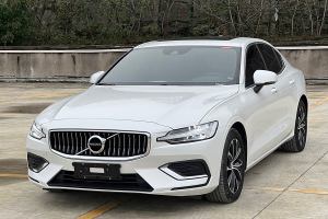 S60L 沃尔沃 B4 智逸豪华版