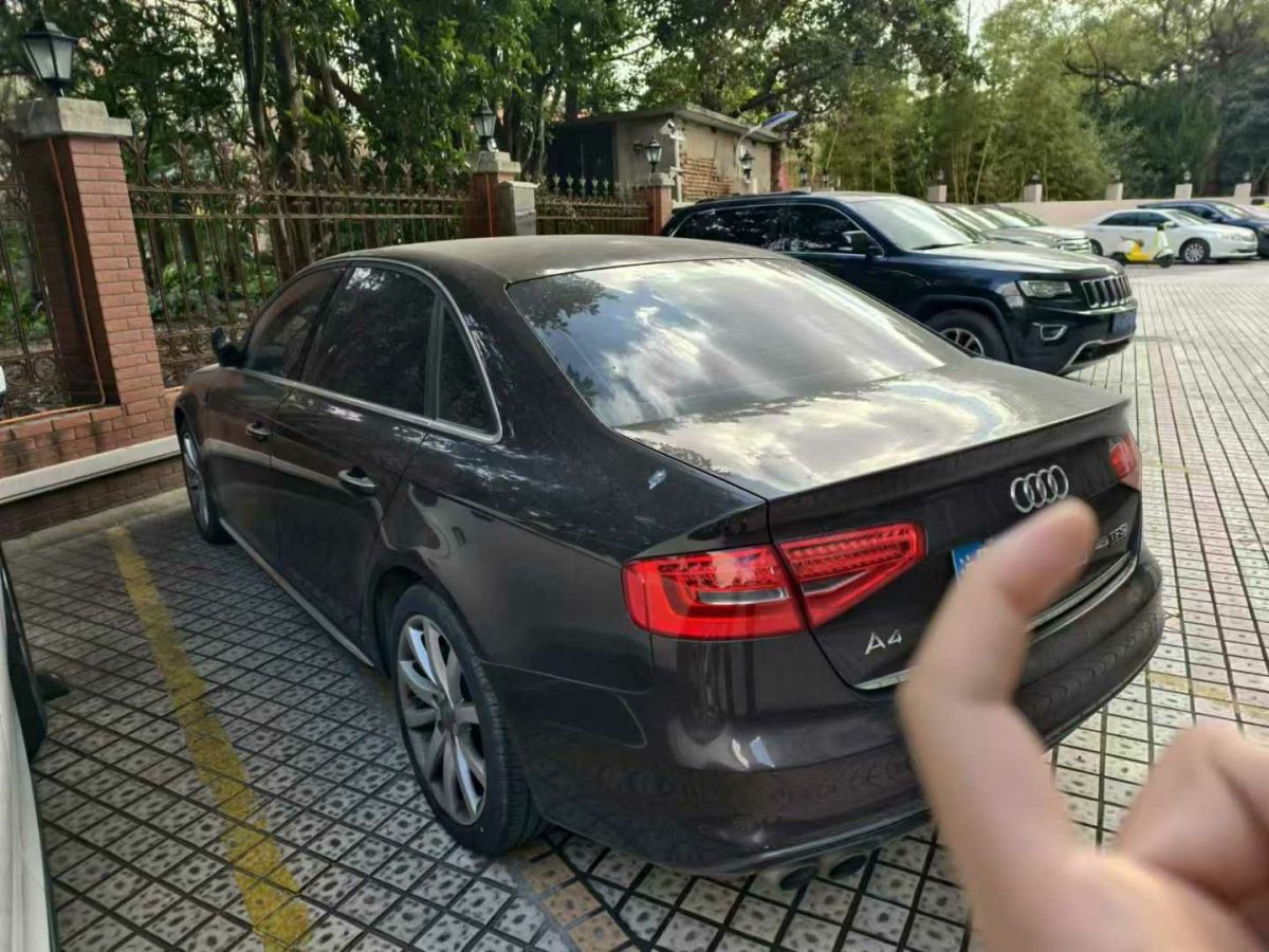 奧迪 奧迪A4L  2016款 A4L 30TFSI 手動舒適型圖片