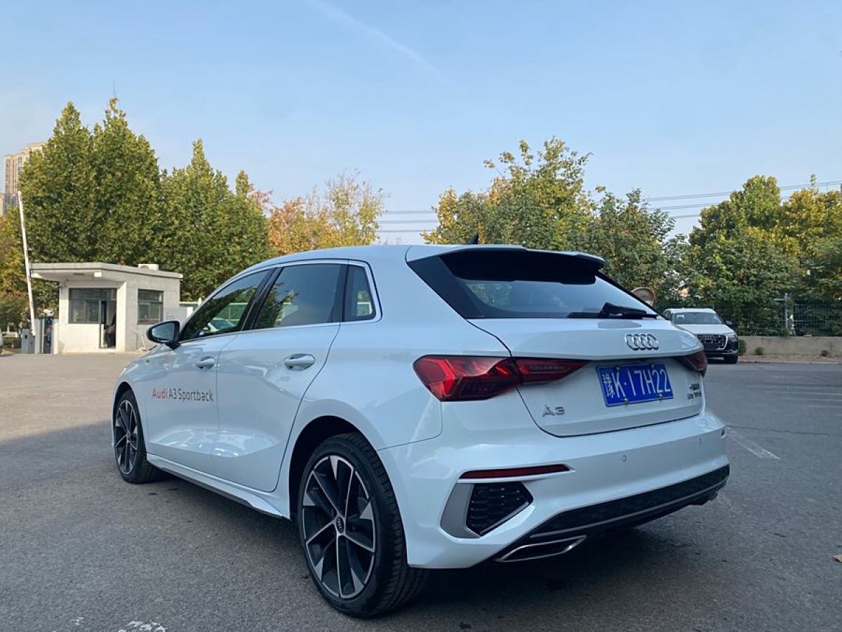 奧迪 奧迪A3  2023款 改款 Sportback 35 TFSI 時尚運動型圖片