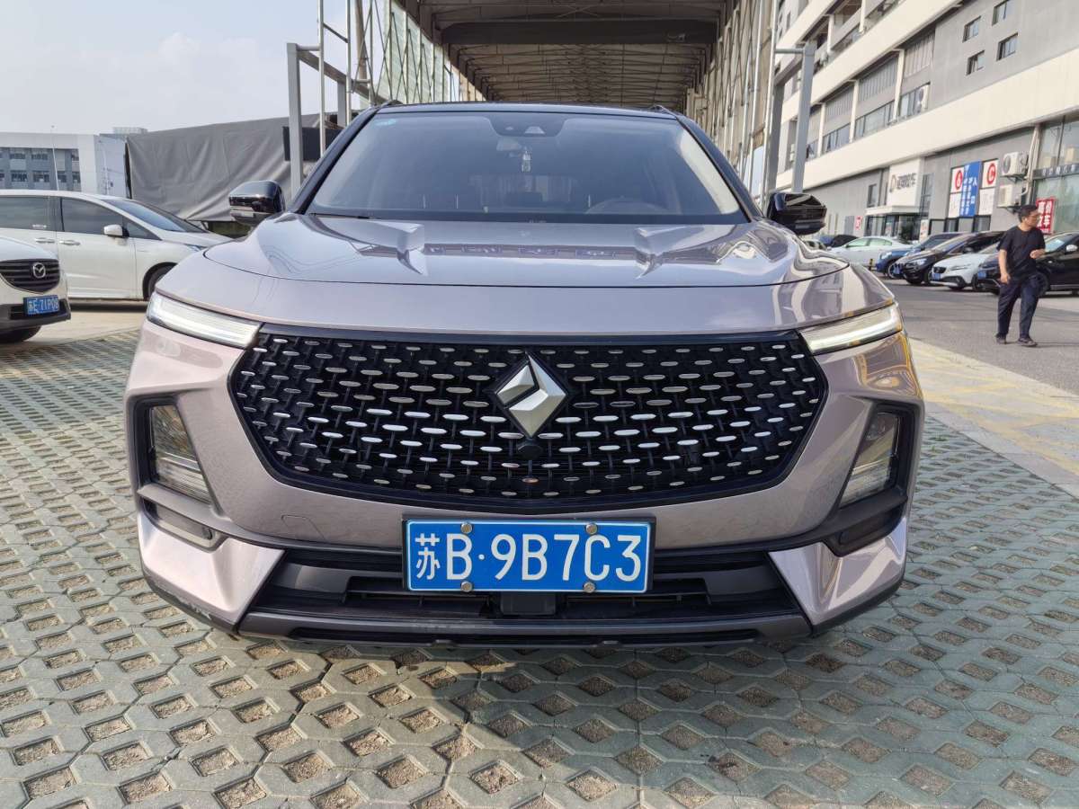 寶駿 寶駿RS-5  2019款  1.5T CVT智能駕控尊貴版 國(guó)V圖片