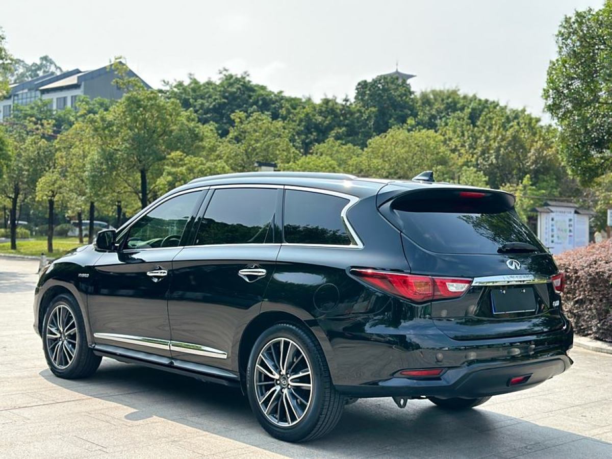 英菲尼迪 QX60  2018款 2.5T Hybrid 四驅(qū)冠軍家庭版圖片