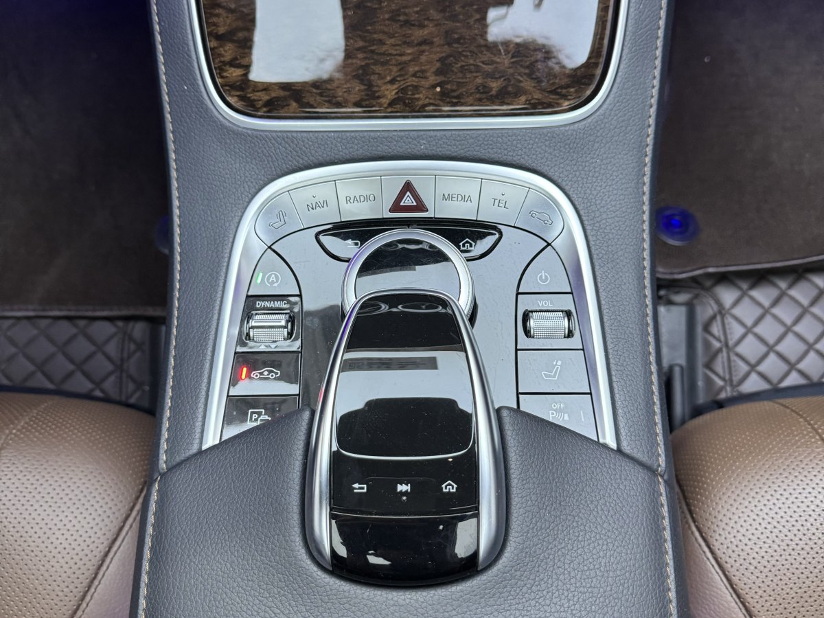 2018年4月奔驰 奔驰S级  2018款 S 320 L