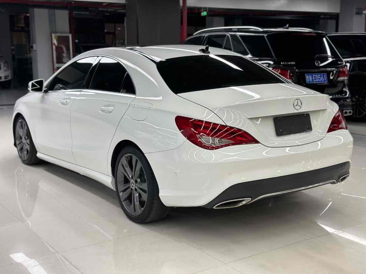 奔馳 奔馳CLA級  2018款 CLA 200 動感型圖片