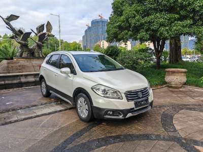 2014年12月 铃木 锋驭 1.6L CVT两驱精英型图片