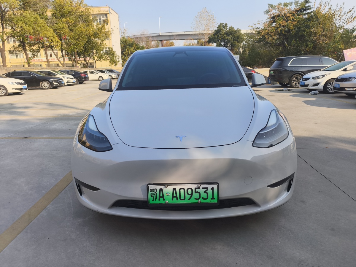 特斯拉 Model Y  2021款 長續(xù)航全輪驅(qū)動(dòng)版 3D7圖片