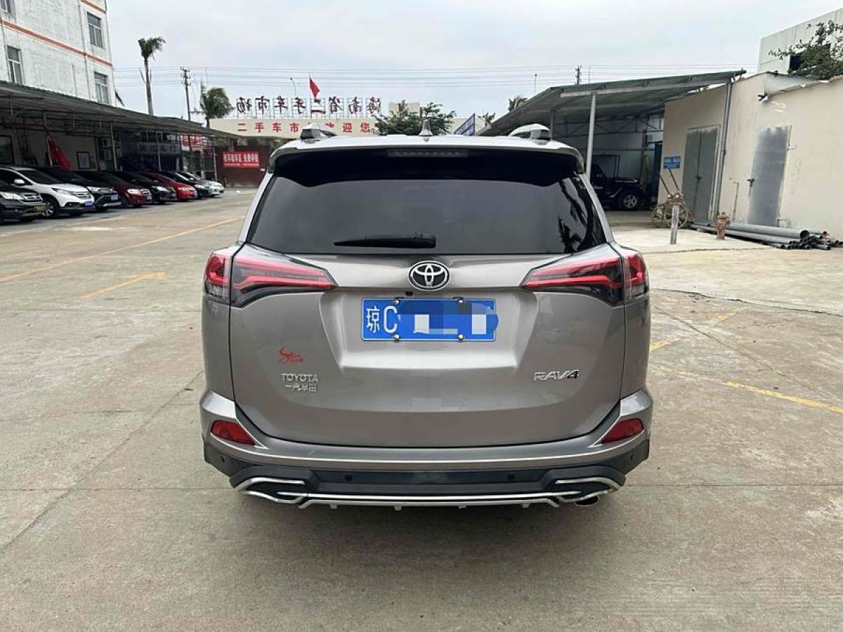 豐田 RAV4榮放  2019款  2.0L CVT兩驅(qū)風(fēng)尚版 國(guó)VI圖片