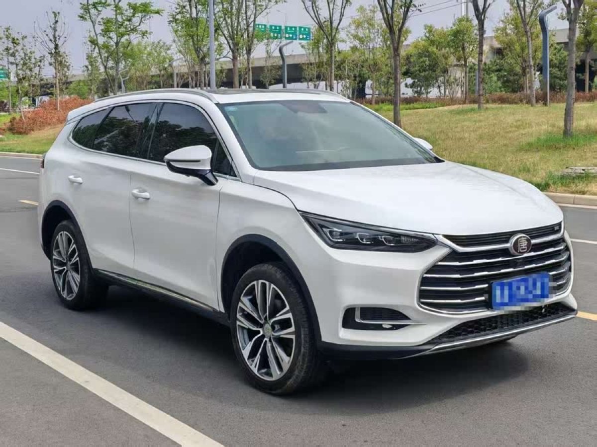比亞迪 唐  2018款 2.0T 自動智聯(lián)尊貴型 7座圖片