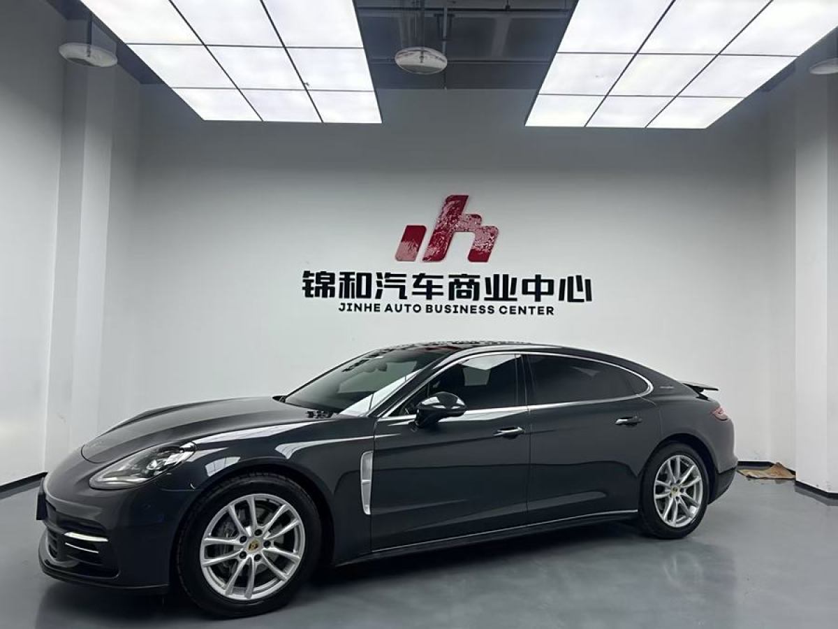 2018年6月保時捷 Panamera  2017款 Panamera 行政加長版 3.0T