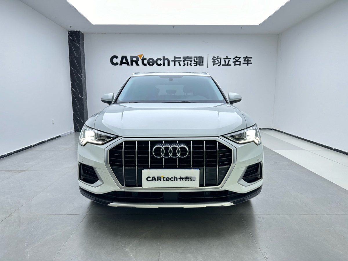 2021年2月奧迪 奧迪Q3 奧迪Q3 2020款 35 TFSI 進(jìn)取致雅型