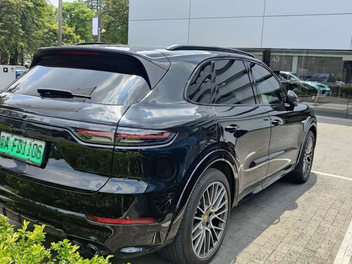 保時捷 Cayenne新能源  2023款 Cayenne E-Hybrid 2.0T 鉑金版圖片