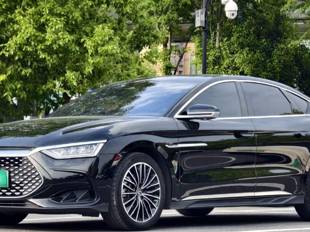 比亞迪 漢  2022款 DM-i 121KM 領(lǐng)航型圖片