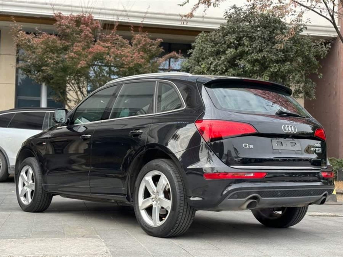 奧迪 奧迪Q5  2017款 40 TFSI 進(jìn)取型圖片
