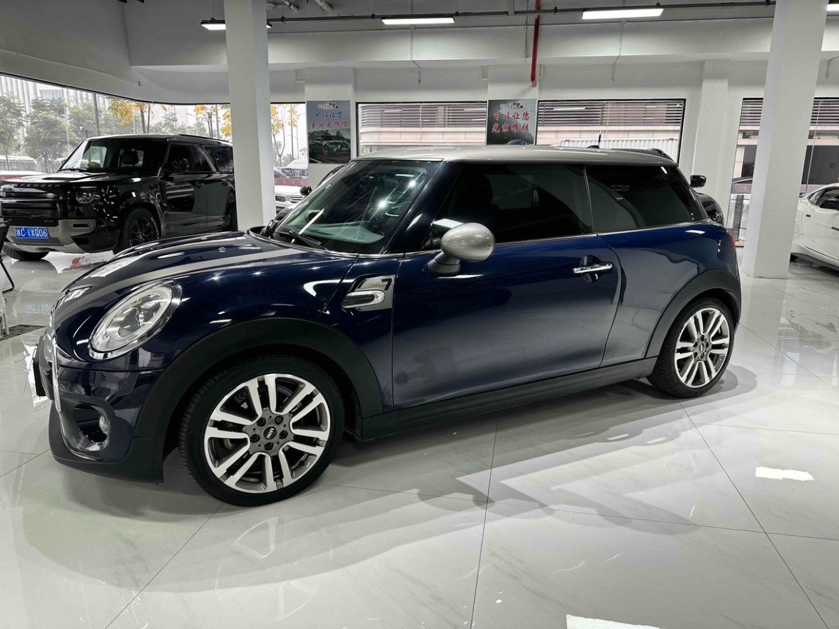 MINI MINI  2018款 1.5T COOPER 色彩紀(jì)念版圖片