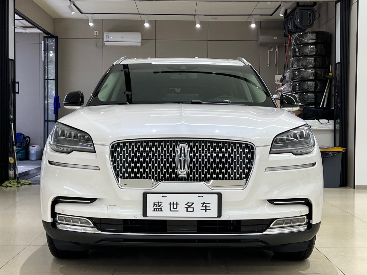 林肯 飛行家  2022款 3.0T V6 四驅(qū)尊享版圖片