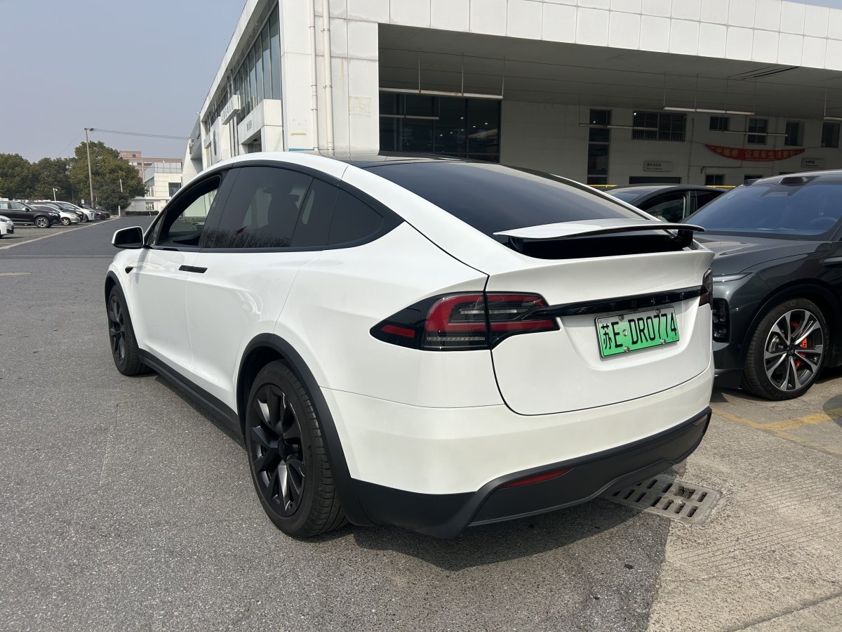 特斯拉 Model X  2023款 雙電機(jī)全輪驅(qū)動(dòng)版圖片