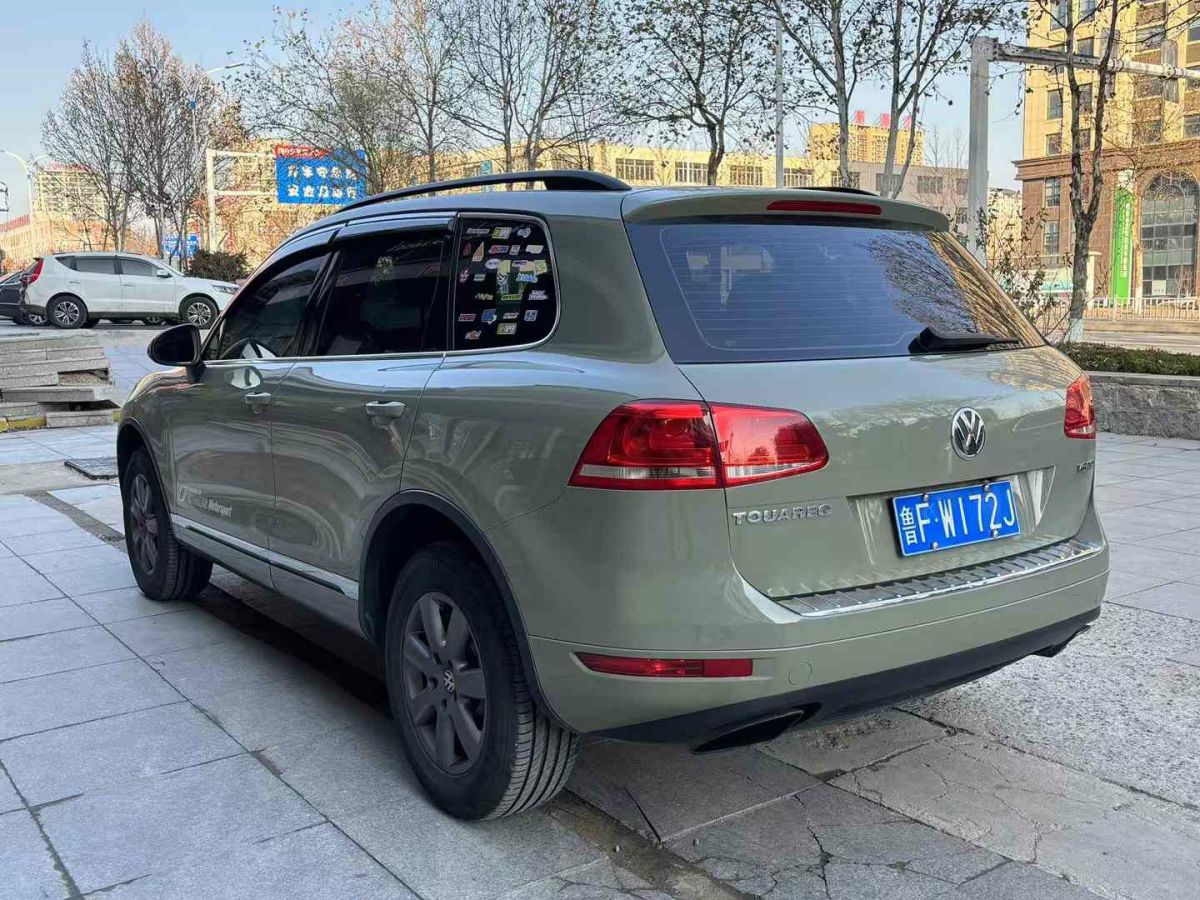 大眾 途銳  2014款 3.0TSI 黑色探險(xiǎn)者圖片