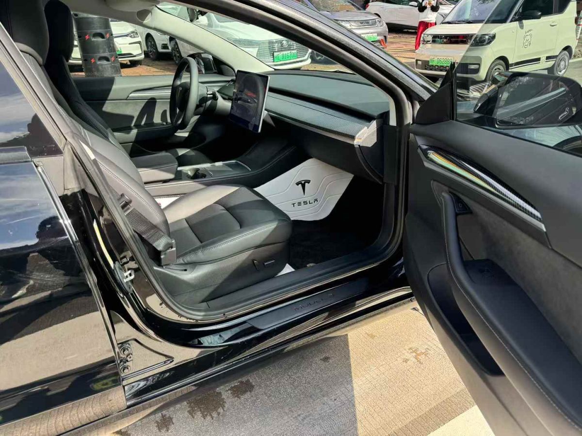 特斯拉 Model S  2021款 Plaid Plus 版圖片