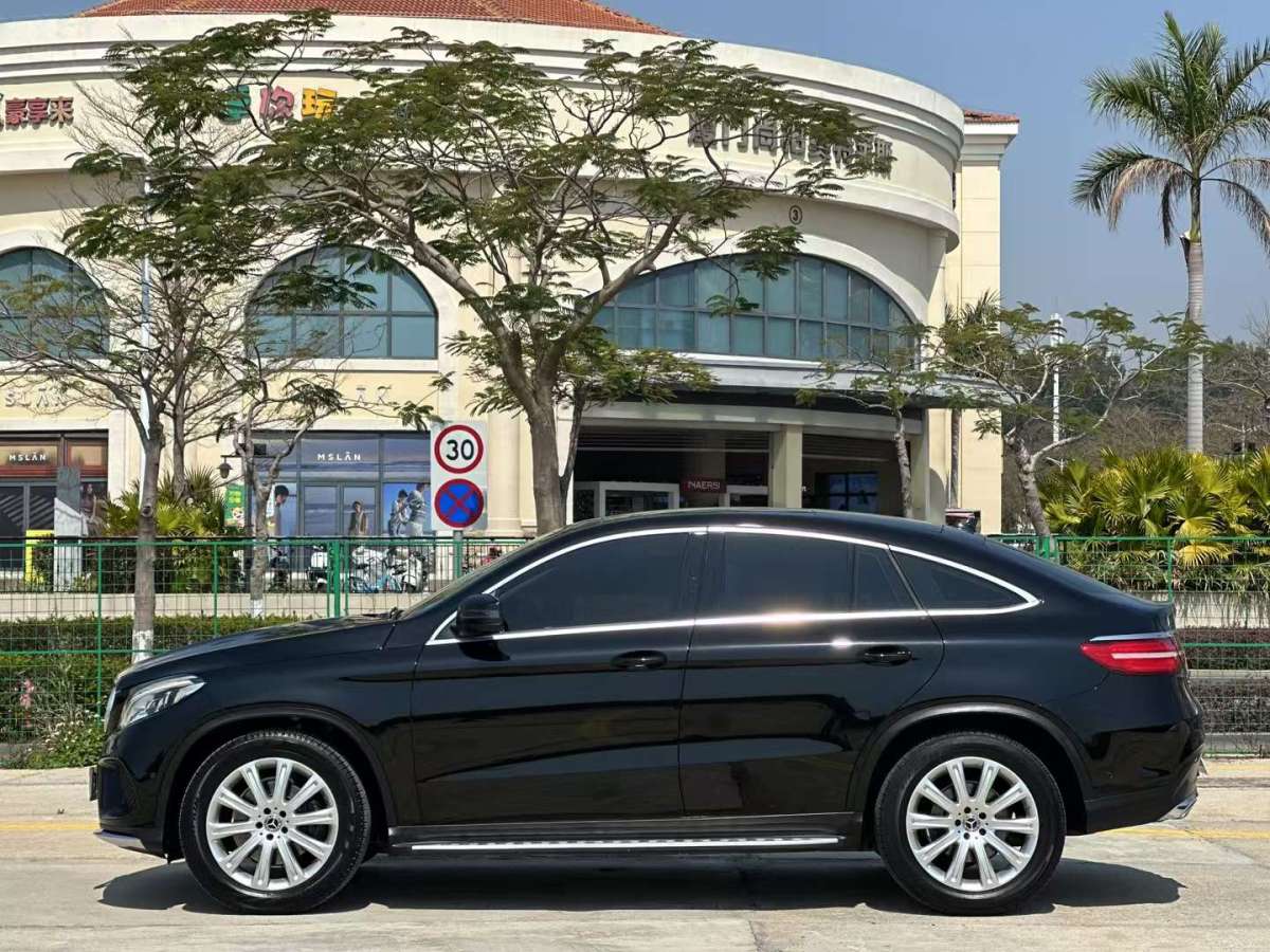 奔馳 奔馳GLE轎跑  2018款 GLE 320 4MATIC 轎跑SUV圖片