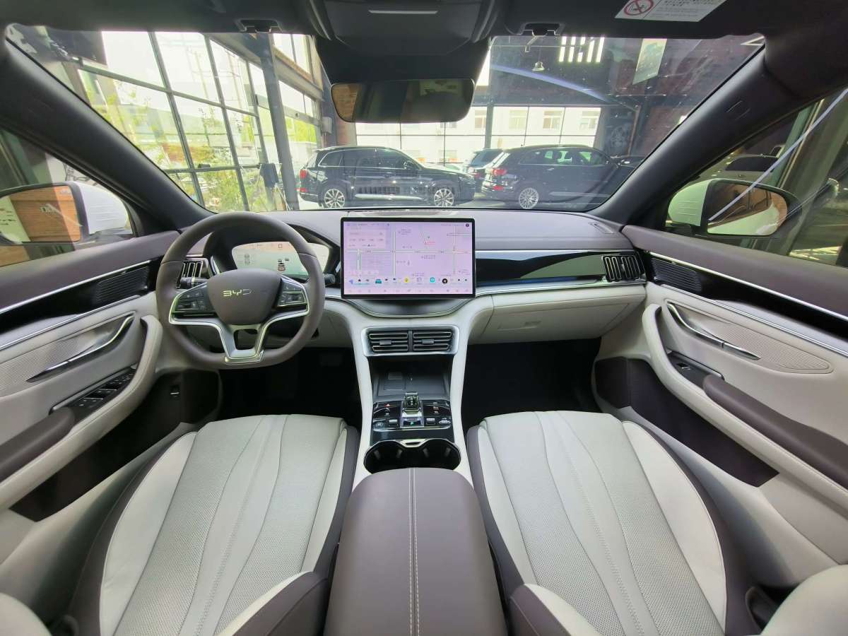比亞迪 宋PLUS新能源  2025款 EV 605km 旗艦型圖片