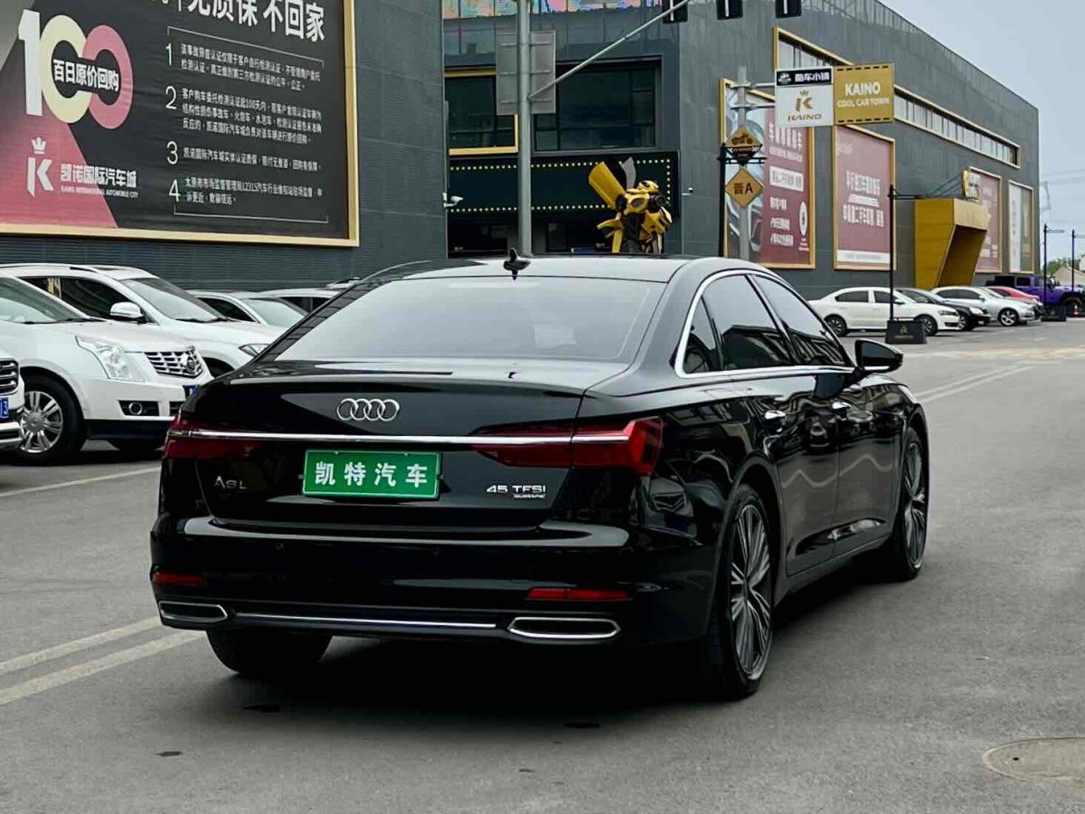 奧迪 奧迪A6L  2022款 45 TFSI quattro 臻選致雅型圖片