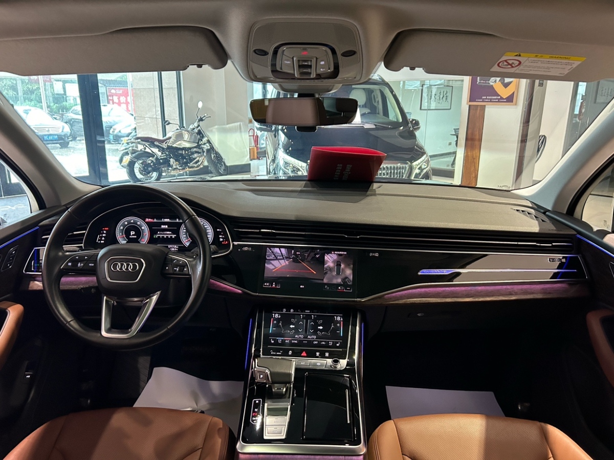 奥迪 奥迪Q7  2021款 55 TFSI quattro S line运动型图片