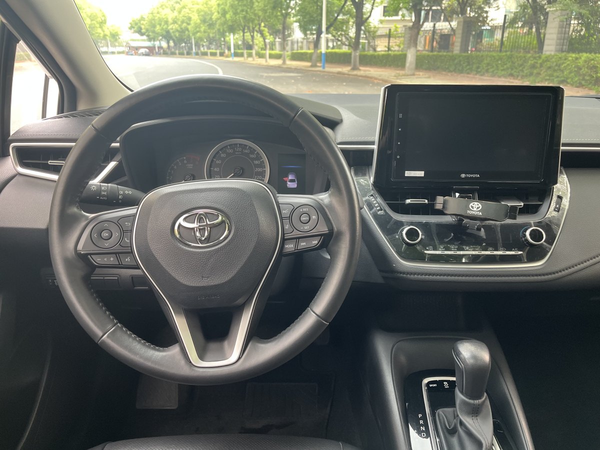豐田 卡羅拉  2019款 1.2T S-CVT GL-i豪華版圖片